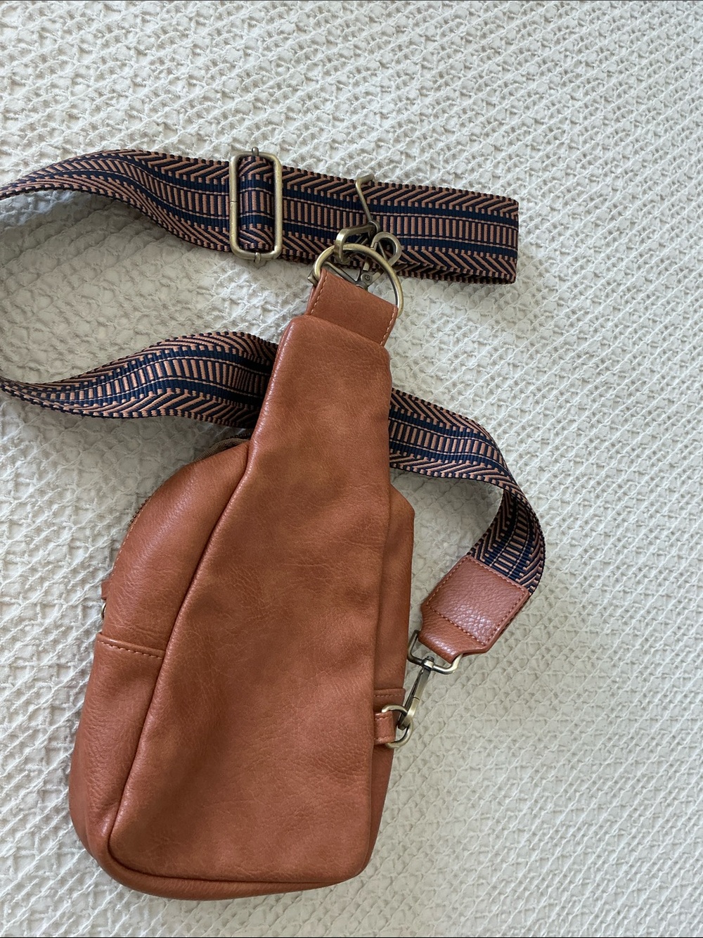 Anthropologie Urban Originals Tan Crossbody Sling Bag with Patterned Strap - Picture 6 of 9